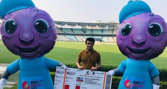 Kolkata turns pink as countdown for first D/N Test begins