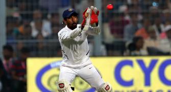 India wicketkeeper Saha undergoes finger surgery