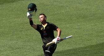 Warner hits maiden T20 ton as Australia rout Sri Lanka