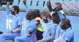 Markram, De Villiers shine in three-team slogathon