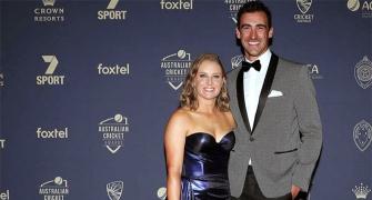 Starc cuts short SA tour to watch wife Healy in final