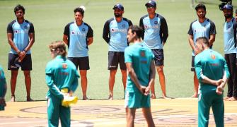 Indian cricketers join Aussies in anti-racism gesture