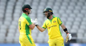 1st ODI PIX: Australia ease to victory over England