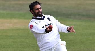 Vihari out for 23-ball duck on county debut