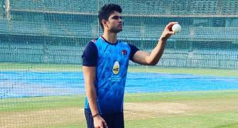 Arjun Tendulkar picks first wicket for Mumbai