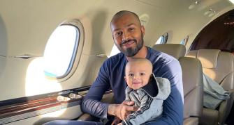 Pandya Jr enjoys first flight with daddy