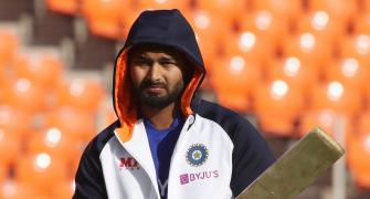 Pant more than ready to fill Dhoni's shoes: Rohit