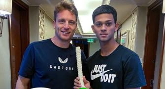 Buttler's special gift for Jaiswal