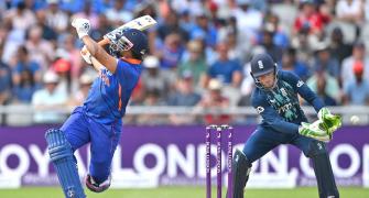 Is There A Cricketer Like Rishabh Pant?
