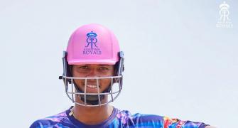 Rajasthan Royals train in pink and blue