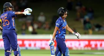 Women's WC: Harman's fifty in vain as NZ thrash India