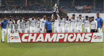 India crush Sri Lanka, maintain winning home run