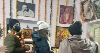Did Virat-Anushka Meditate In Vrindavan?