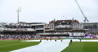 PHOTOS: 5th Ashes Test, Day 4