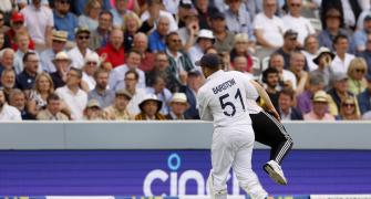 Second Ashes Test halted after protesters scatter...