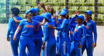 Asian Games: India women storm into cricket final