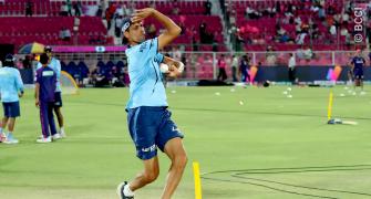 Is Ashish Nehra Ready To Bowl For GT?