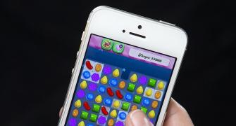 Man tears tendon after playing Candy Crush non-stop