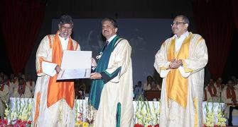 Move from jugaad to jhakaas: Anand Mahindra at IIT-B
