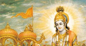 5 life lessons Krishna teaches us