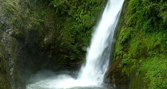 #MonsoonTrek: Escape to Changey waterfalls