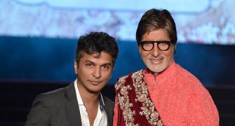 Photos: Amitabh Bachchan turns showstopper for Vikram Phadnis