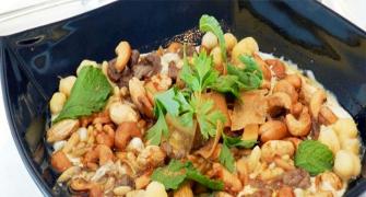 Ramzan Special: Fatet Hummus