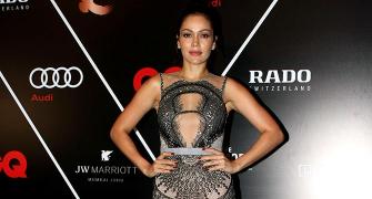 Smokin' hot! Elli Avram turns up the heat in a backless gown