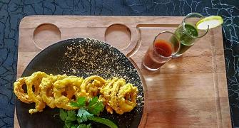 Monsoon special: How to make oats and onion fritters