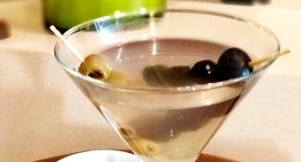 Cocktail recipes: How to make a Dirty Martini