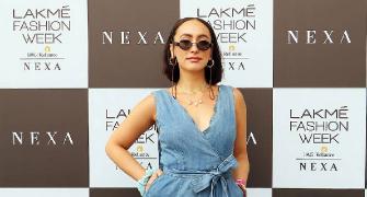 Who is this off-ramp hottie at Lakme Fashion Week?