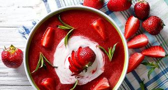 Recipe: An EASY strawberry soup for foodies