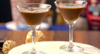 Recipe: Fizzy Chocolate Martini