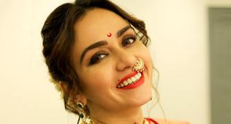 Amruta, Rinku In Their Traditional Best