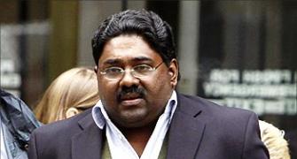 Hedge fund billionaire Rajaratnam indicted