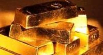 Gold gains on firm global cues; Rs 16,800/10 gm