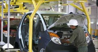 Manufacturing sector sees moderate growth in May