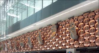 Teething problems at new Delhi airport terminal