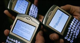 Centre dissatisfied with BlackBerry solution