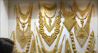 PAN a must to buy jewellery worth Rs 5 lakh or more