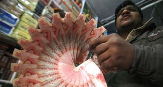Re at one-week high, rebounds 47 paise
