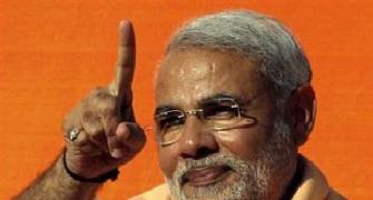 UPA pushing India to brink: Modi on S&P report