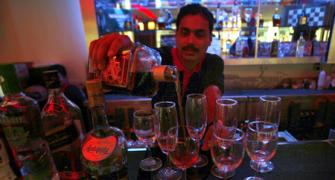 Kerala cabinet ratifies new liquor policy