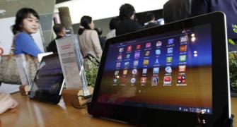 PHOTOS: Samsung's new tablet takes on iPad, others