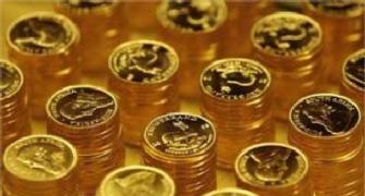 Gold hits 2-month high on robust buying