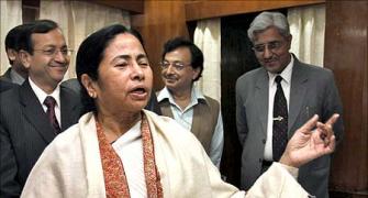 Country's economic situation simply intolerable: Mamata