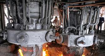 India's industrial output falls to 4.2%