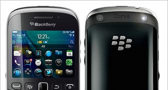 RIM launches BlackBerry Curve 9320 in India
