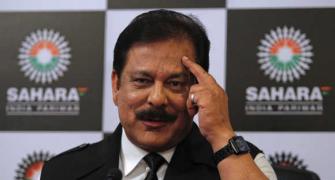 SC prevents Subrata Roy from leaving India