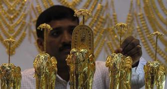 PICS: Jewellers woo consumers and banks